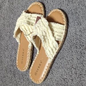 Ladies Frayed Canvas Summer Sandals (New, Size 8)
